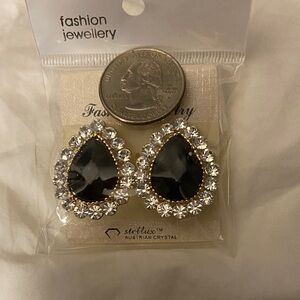 Fashion Jewelry Black Teardrop Austrian Crystal Stud Earrings,  New